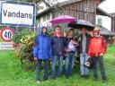 Blumendorf Vandans im Regen