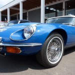 Ein zugelassener, hervorragend gepflegter Jaguar E auf dem Freigelände
